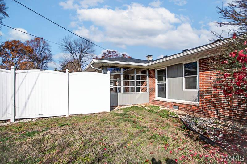 212 Springdale Drive Belleville, IL 62223 - Photo 36 of 38 Gallery Image 36