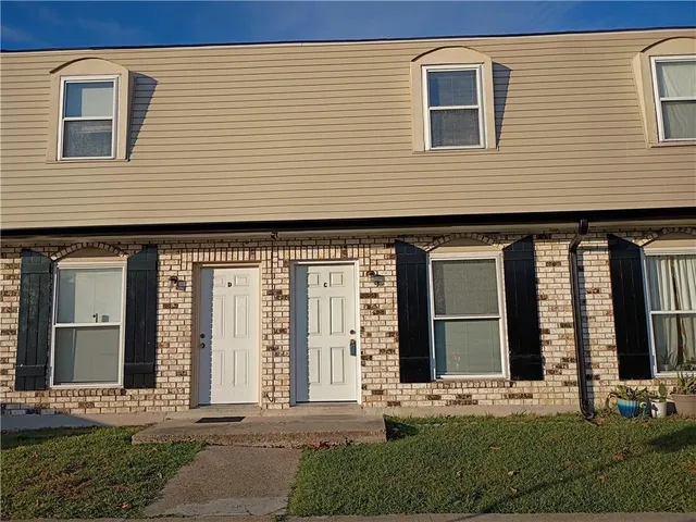 $1,350 | 2500 Richland Avenue, Unit C, Metairie, LA 70001