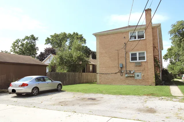 $2,500 | 1220 Marengo Avenue, Unit 2, Forest Park, IL 60130