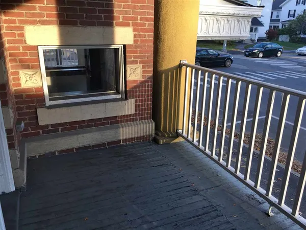 $1,687 | 610 Union Street, Unit 102, Manchester, NH 03104