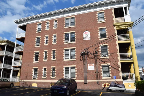 $1,687 | 610 Union Street, Unit 102, Manchester, NH 03104