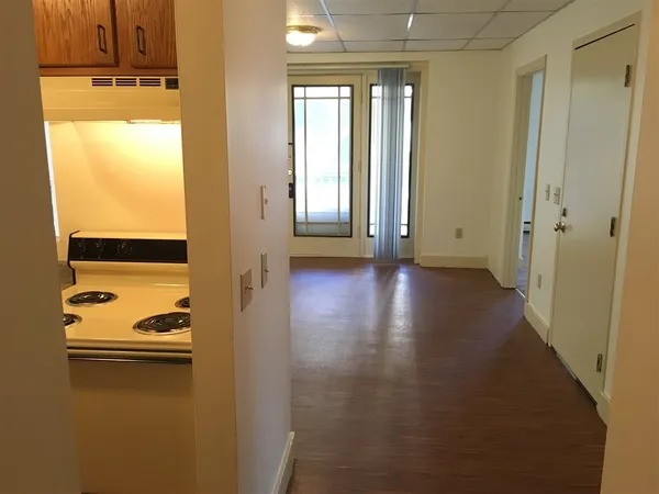 $1,687 | 610 Union Street, Unit 102, Manchester, NH 03104