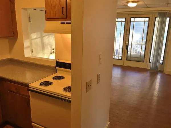 $1,687 | 610 Union Street, Unit 102, Manchester, NH 03104
