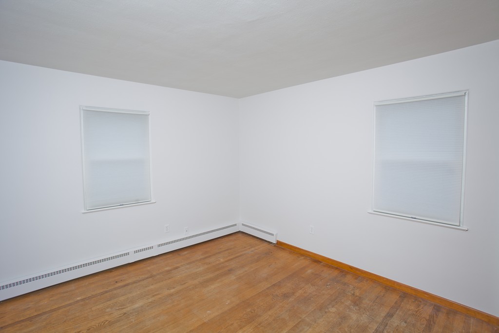 304 Westfield Road Holyoke, MA 01040 - Photo 17 of 21 Gallery Image 17