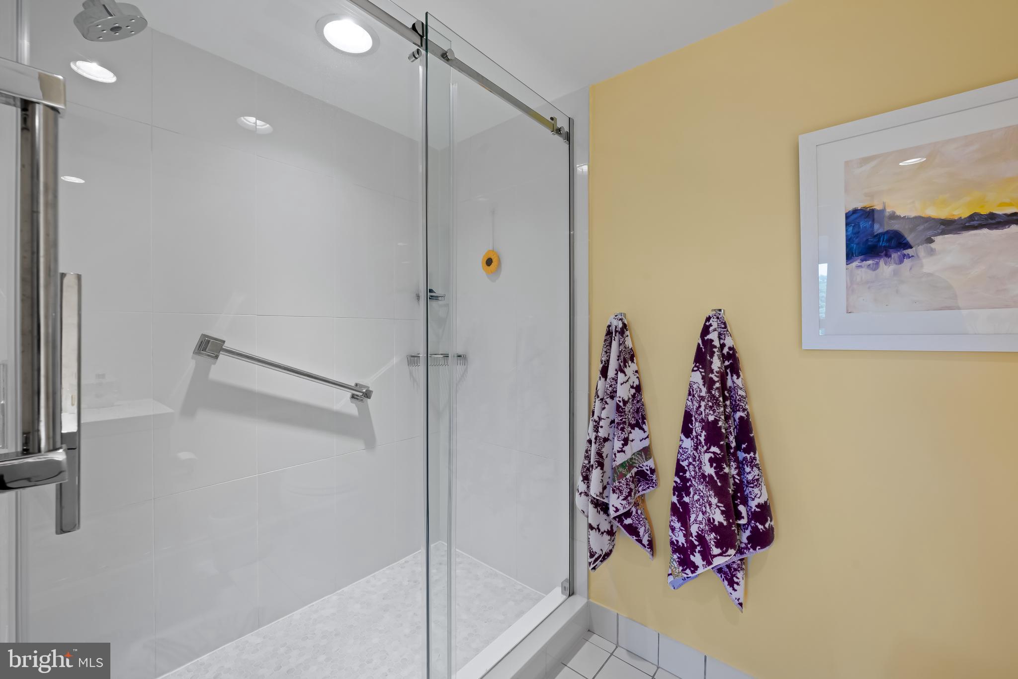 4100 North Charles Street, Unit 715 Baltimore, MD 21218 - Photo 20 of 35