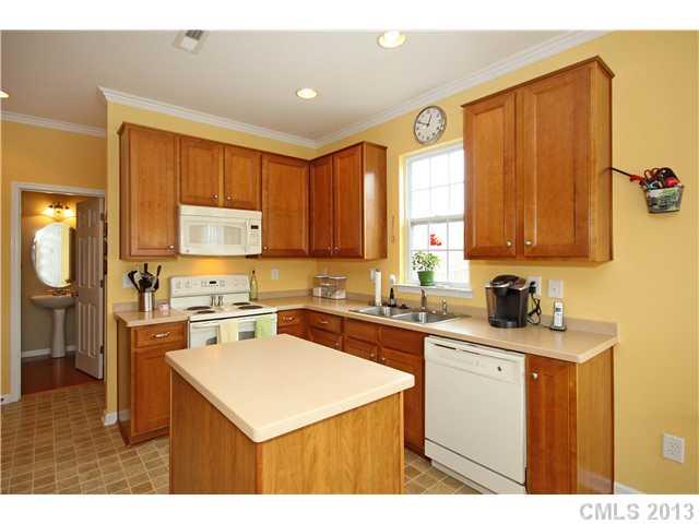1913 Summit Ridge Lane Kannapolis, NC 28083 - Photo 7 of 15 Gallery Image 7