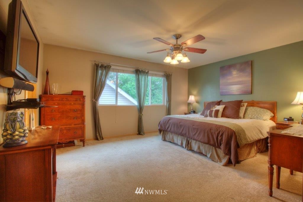 19304 24th Avenue Southeast Bothell, WA 98012 - Photo 11 of 21 Gallery Image 11