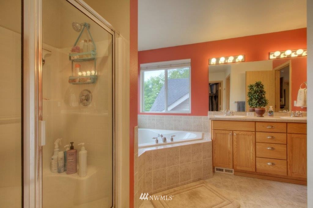 19304 24th Avenue Southeast Bothell, WA 98012 - Photo 13 of 21 Gallery Image 13