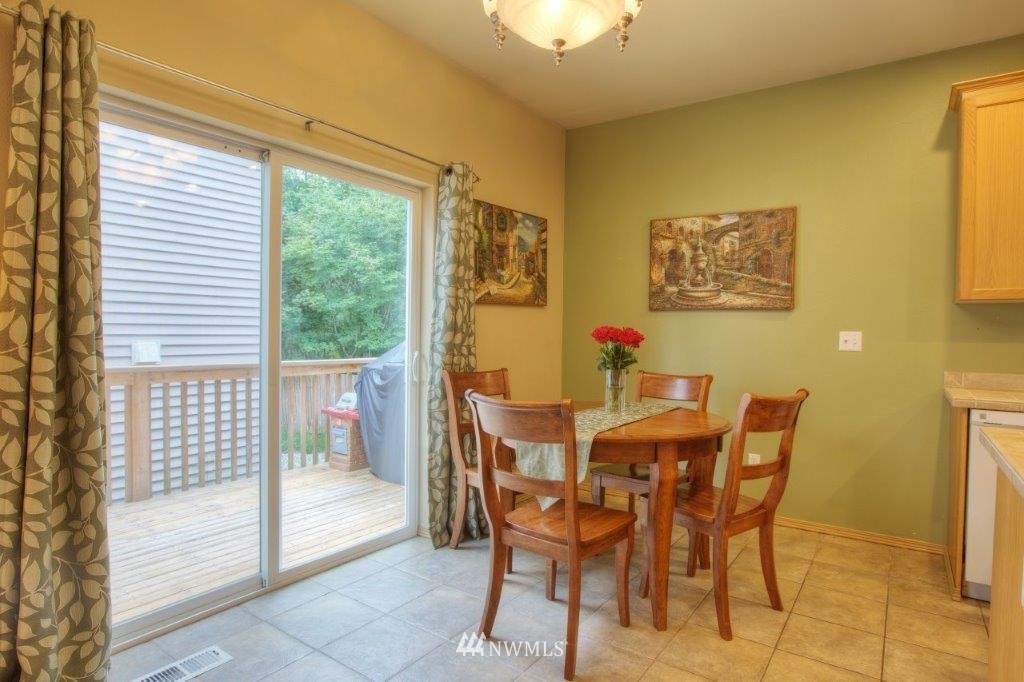 19304 24th Avenue Southeast Bothell, WA 98012 - Photo 9 of 21 Gallery Image 9