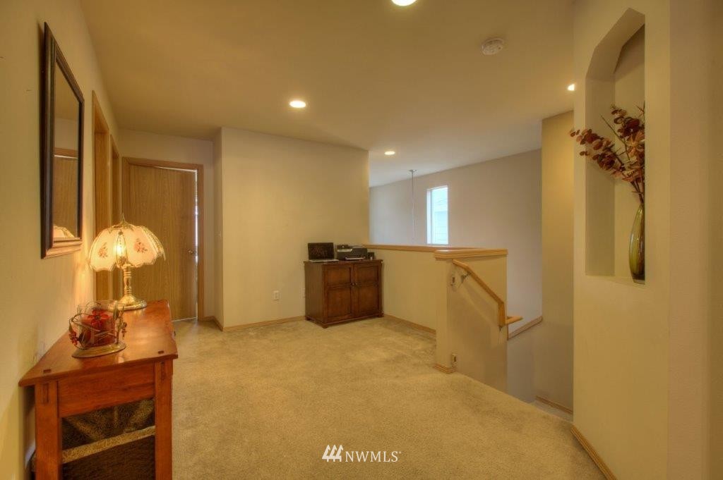 19304 24th Avenue Southeast Bothell, WA 98012 - Photo 10 of 21 Gallery Image 10