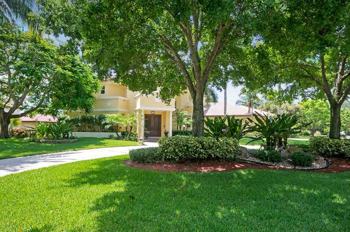 2198 Hermosa Road Boca Raton, FL 33486 - Photo 28 of 28 Exterior Front