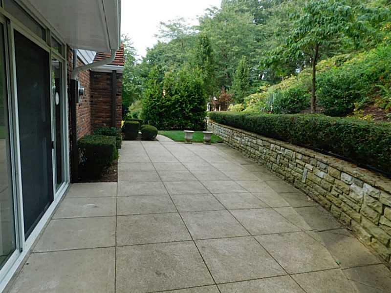 701 Pinetree Road Mt. Lebanon, PA 15243 - Photo 24 of 25 Patio/Deck.
