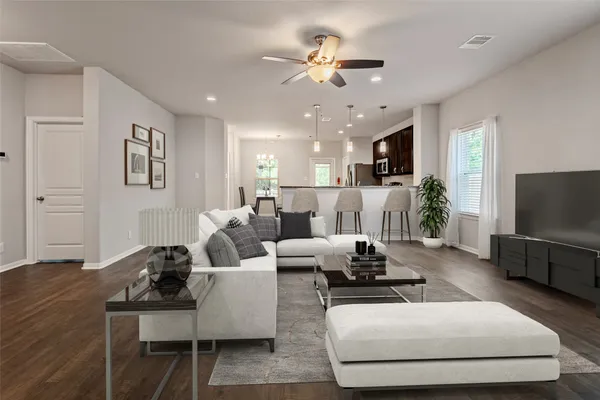 $2,000 | 18682 Legend Oaks Drive, Magnolia, TX 77355