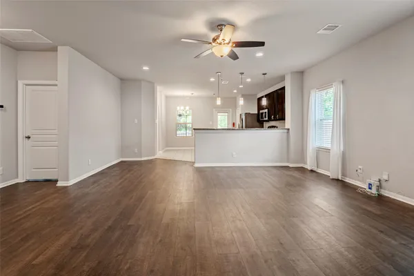 $2,000 | 18682 Legend Oaks Drive, Magnolia, TX 77355