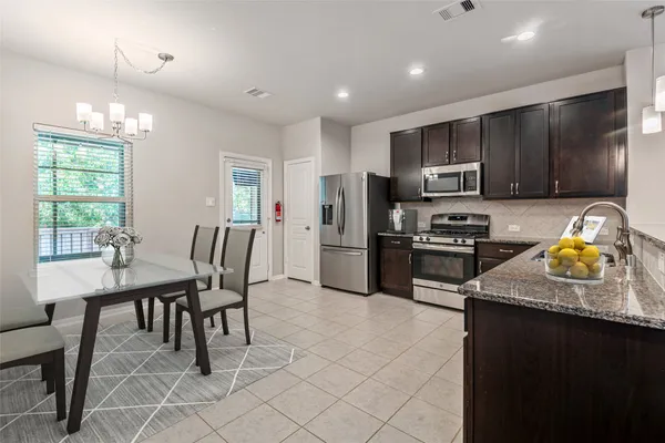 $2,000 | 18682 Legend Oaks Drive, Magnolia, TX 77355
