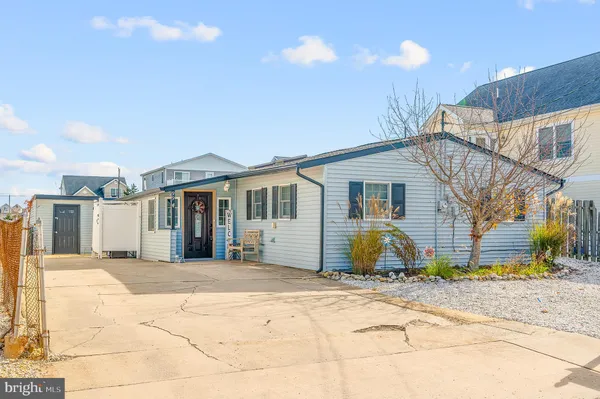 $569,000 | 99 Lake Superior Drive, Tuckerton, NJ 08087