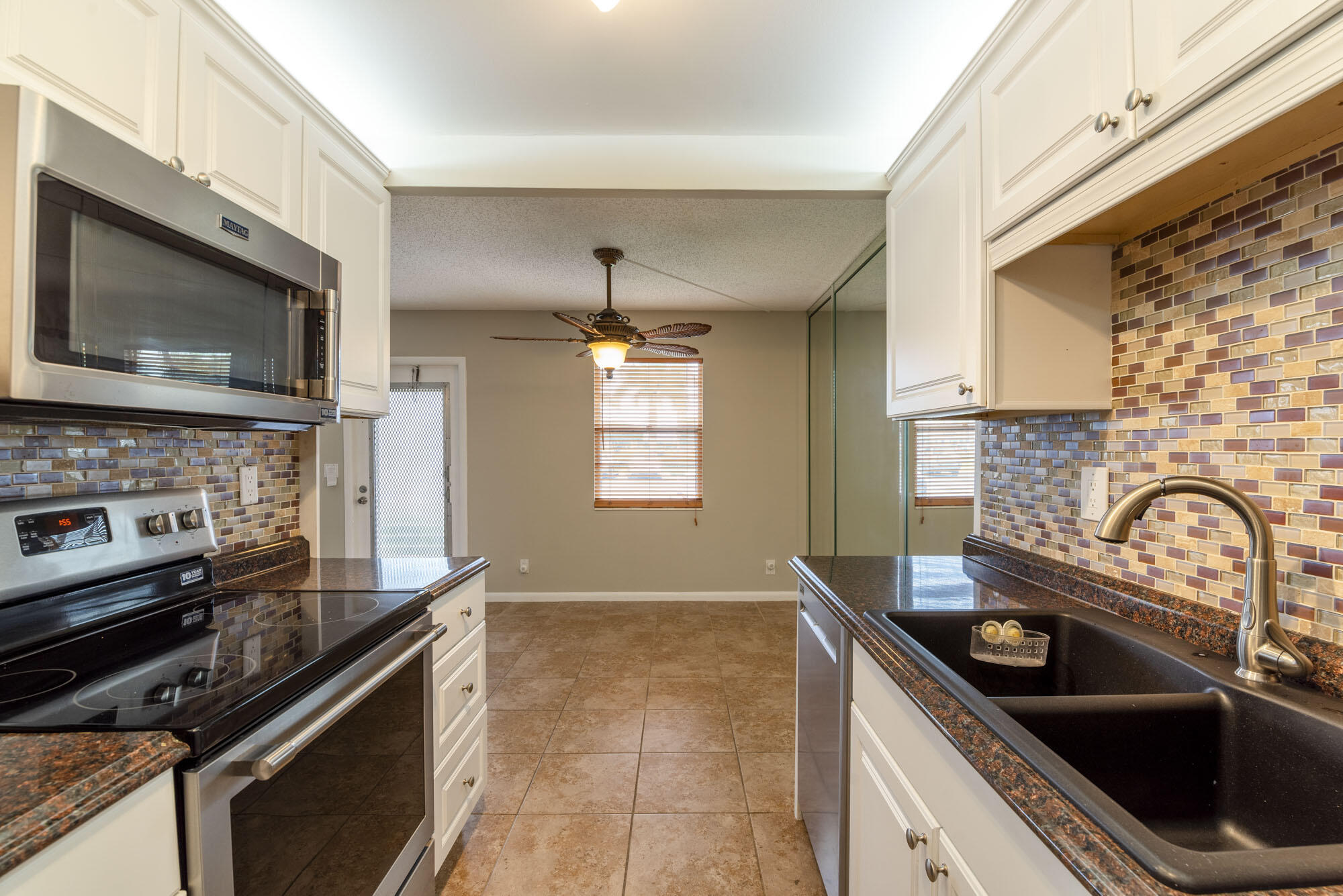 1078 Guildford East, Unit E Boca Raton, FL 33434 - Photo 8 of 14 _IMG4012