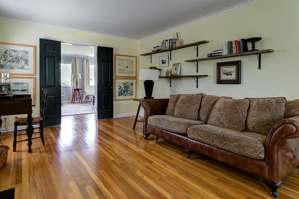 3161 Brandon Road Columbus, OH 43221 - Photo 5 of 31 Gallery Image 5