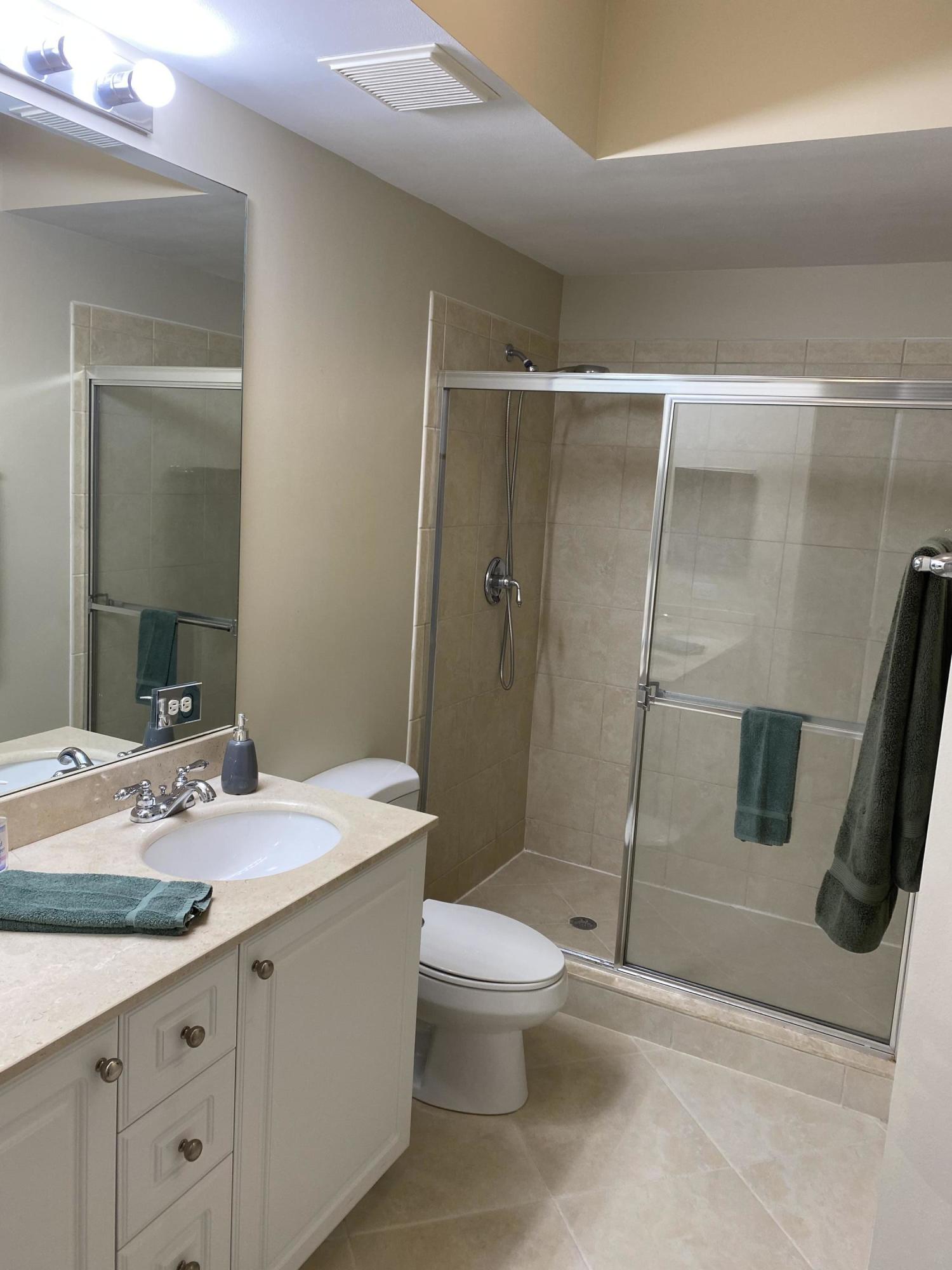 2211 Renaissance Way, Unit 211 Boynton Beach, FL 33426 - Photo 10 of 17 IMG_1598