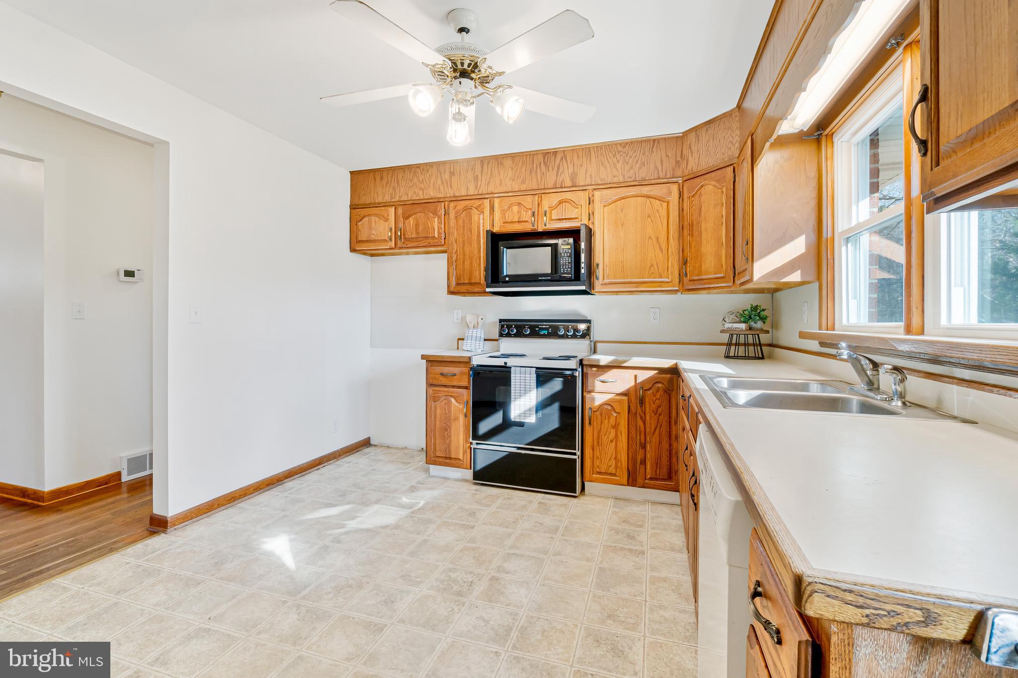 60 Razor Strap Road North East, MD 21901 - Photo 10 of 27 ALL APPLIANCES CONVEY