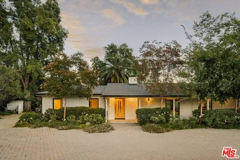 $4,595,000 | 803 Country Club Drive, Ojai, CA 93023