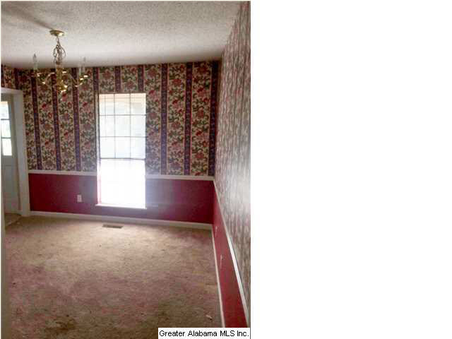 507 Bennett Drive Alabaster, AL 35007 - Photo 4 of 12
