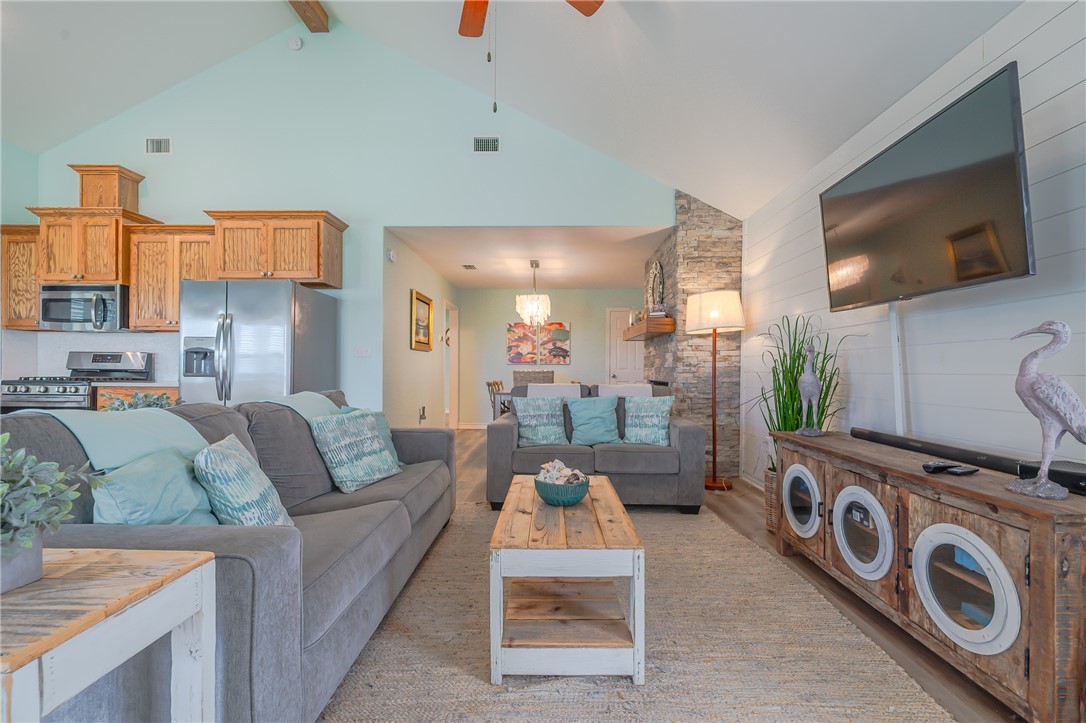 60 Copano Ridge Road Rockport, TX 78382 - Photo 22 of 39