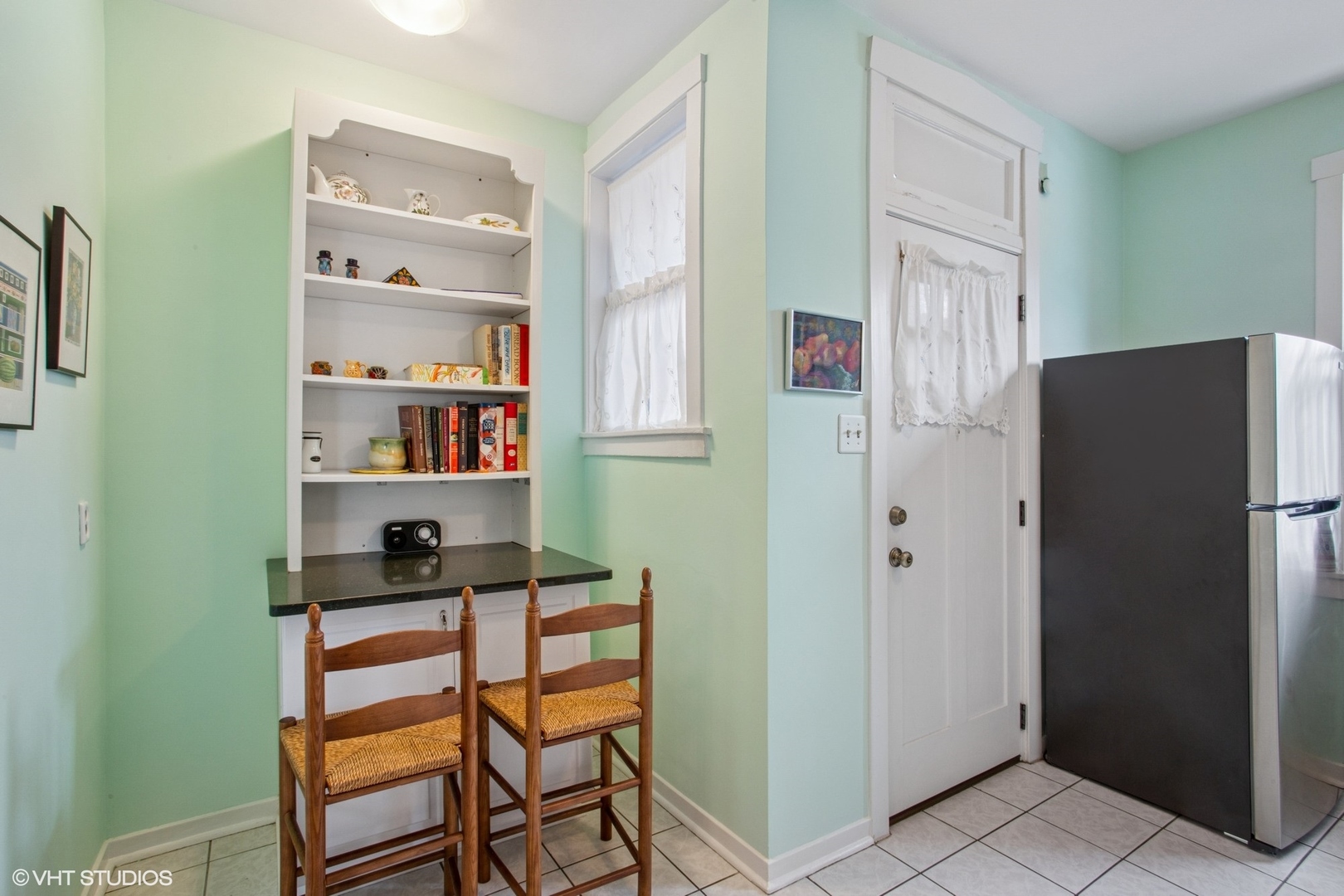 502 Sheridan Road, Unit 1W Evanston, IL 60202 - Photo 12 of 24 Gallery Image 12