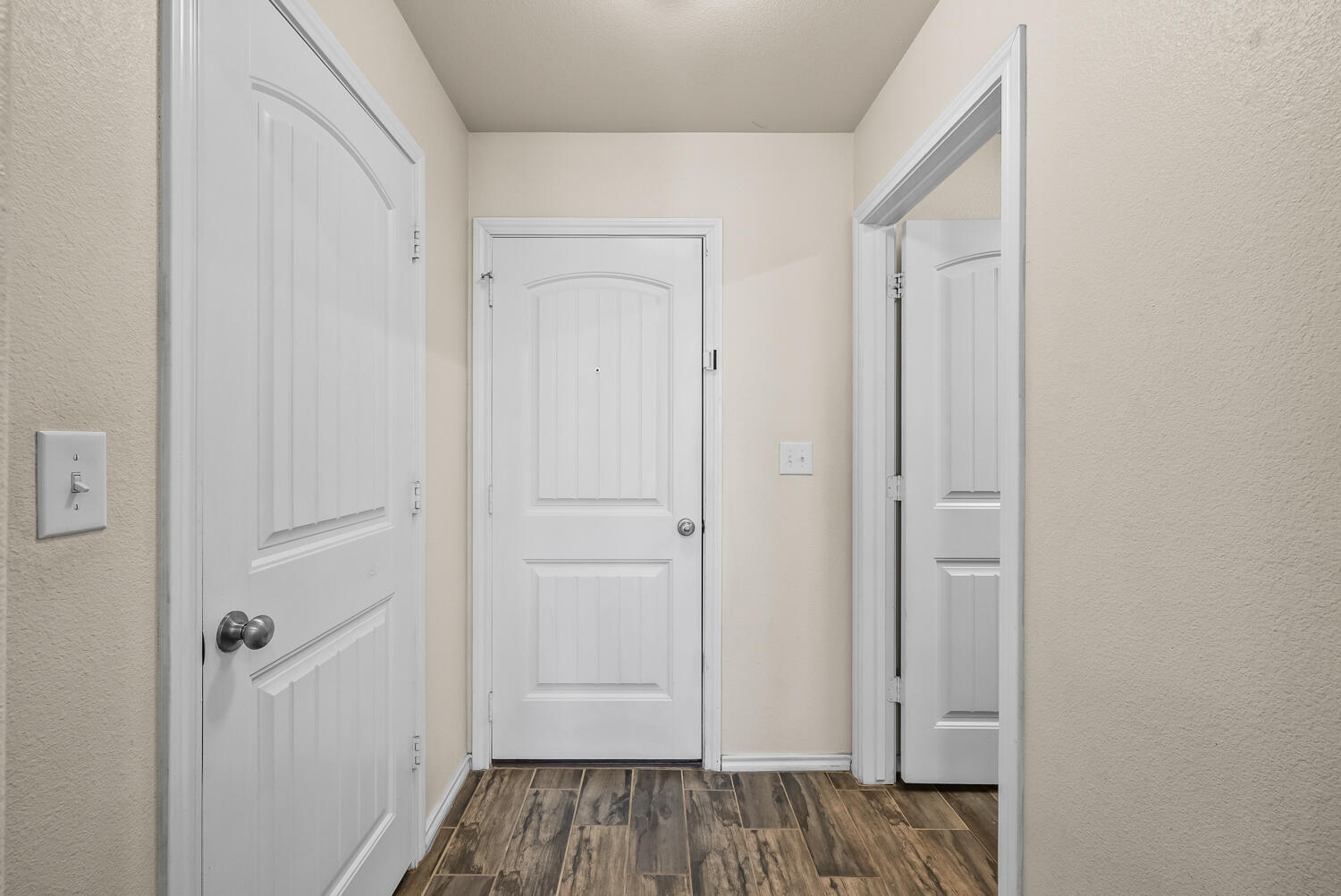 7027 37th Street Lubbock, TX 79407 - Photo 27 of 36 a view of a bedroom