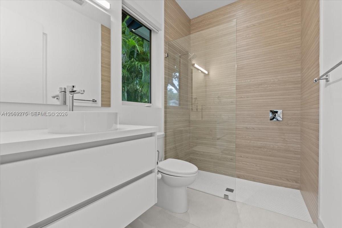 9025 Southwest 114th Street Miami, FL 33176 - Photo 12 of 45 Photo 12