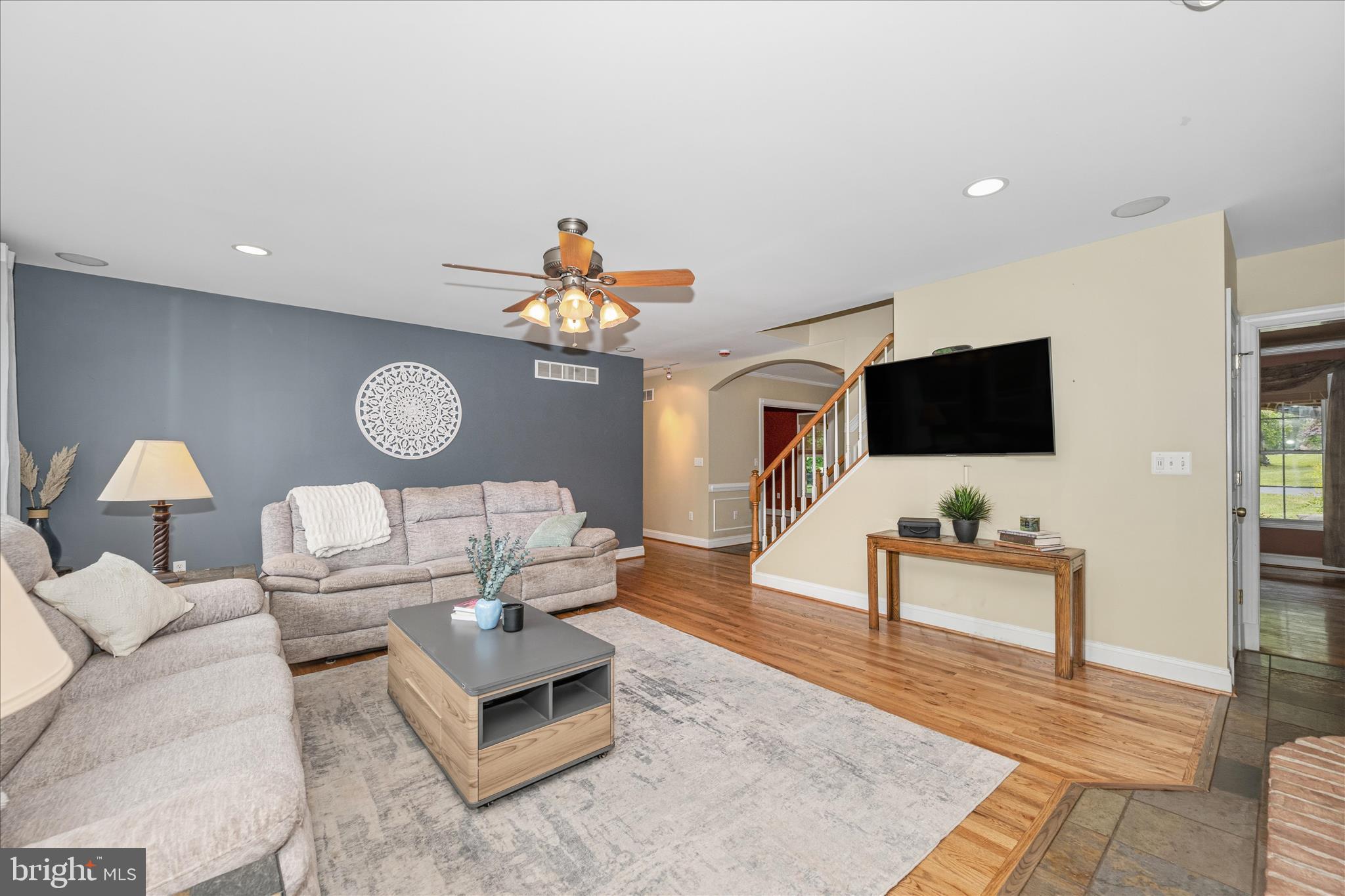 18400 New Cut Road Mount Airy, MD 21771 - Photo 14 of 86 Family Room