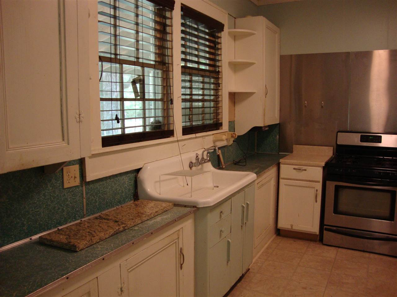 193 Lakeshore Road Jackson, MS 39212 - Photo 13 of 17 Photo 13