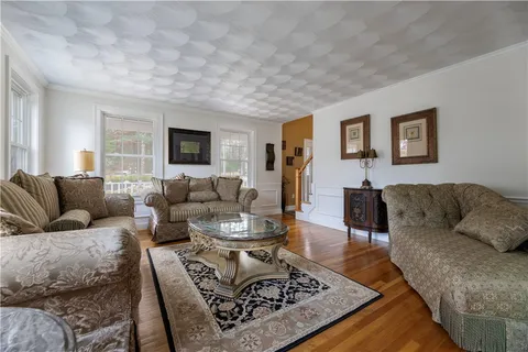$899,900 | 47 Wooded Grove Circle, South Kingstown, RI 02892