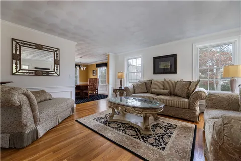 $899,900 | 47 Wooded Grove Circle, South Kingstown, RI 02892