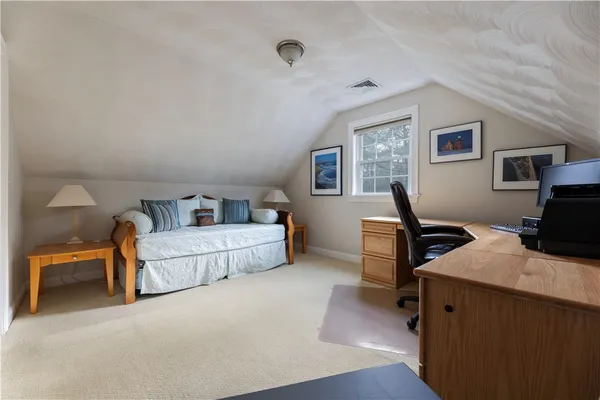 $899,900 | 47 Wooded Grove Circle, South Kingstown, RI 02892