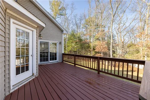 $899,900 | 47 Wooded Grove Circle, South Kingstown, RI 02892