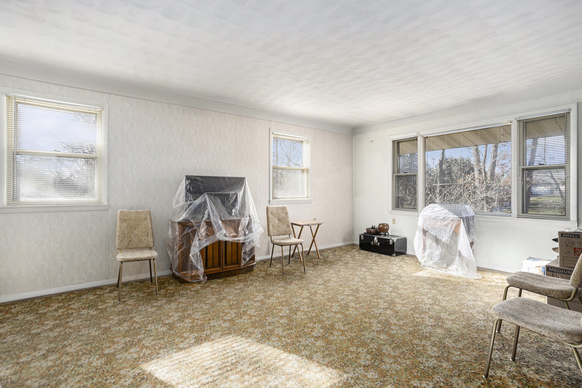 15313 Doster Road Plainwell, MI 49080 - Photo 3 of 18 003_file_798