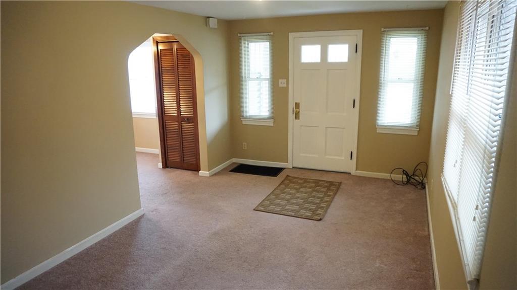 2708 Middletown Road Crafton Heights, PA 15205 - Photo 2 of 25 Gallery Image 2
