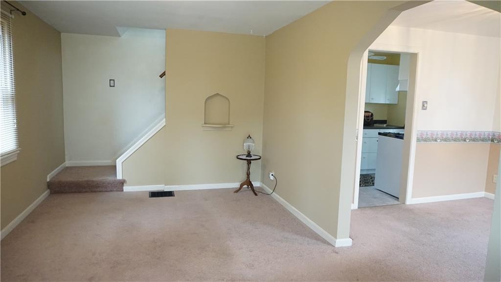 2708 Middletown Road Crafton Heights, PA 15205 - Photo 4 of 25 Gallery Image 4