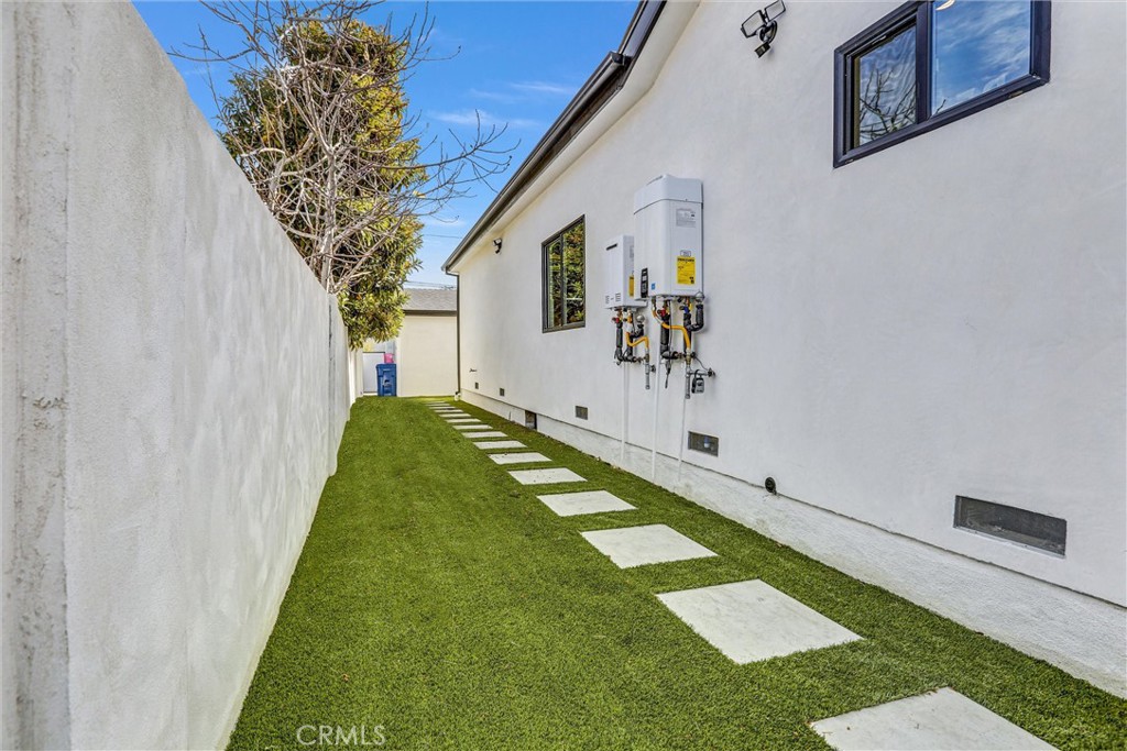 6900 Corbin Avenue Reseda, CA 91335 - Photo 24 of 24