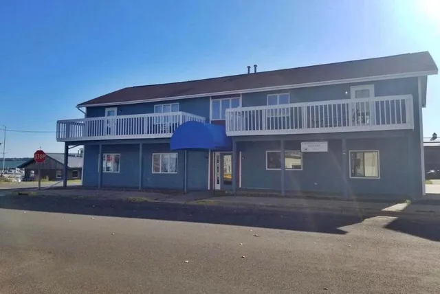 $1,650 | 117 South 1st Street, Unit 200, Bayfield, WI 54814