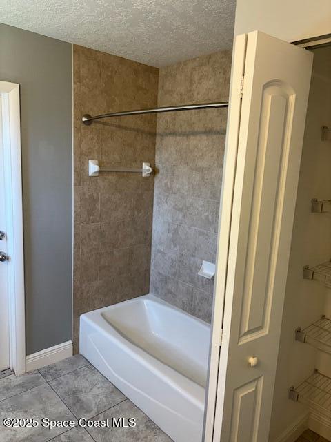 409 1st Avenue Indialantic, FL 32903 - Photo 12 of 16 2nd bath tub