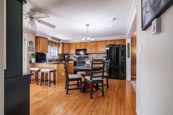 $669,900 | 56 Hydrangea Circle, Unit 10, Naples, ME 04055