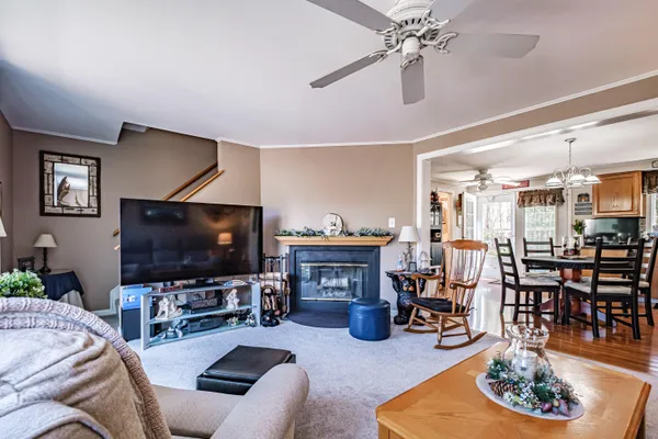 $669,900 | 56 Hydrangea Circle, Unit 10, Naples, ME 04055