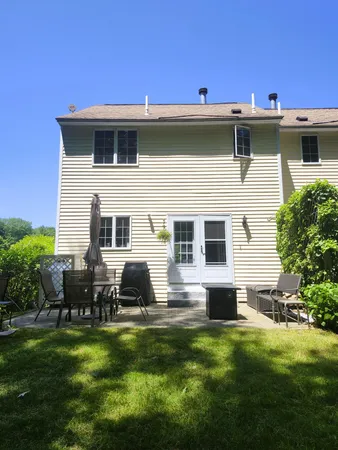 $669,900 | 56 Hydrangea Circle, Unit 10, Naples, ME 04055