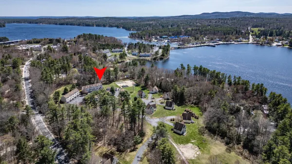 $669,900 | 56 Hydrangea Circle, Unit 10, Naples, ME 04055