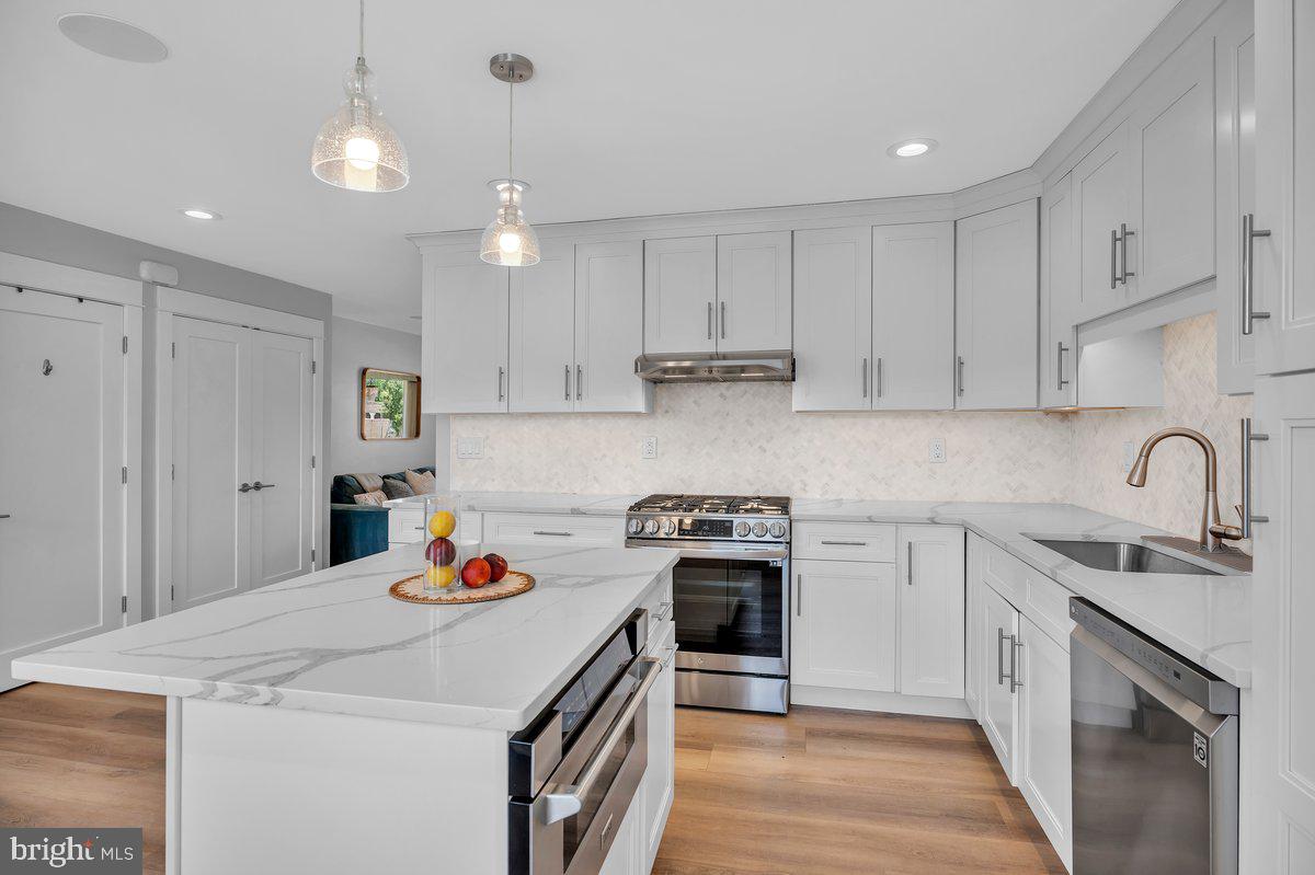 12767 Dunks Ferry Road Philadelphia, PA 19154 - Photo 13 of 41 Gallery Image 13