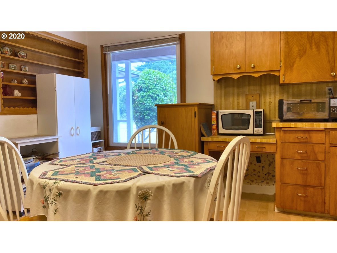 4851 Bailey Road Northeast Keizer, OR 97303 - Photo 11 of 19