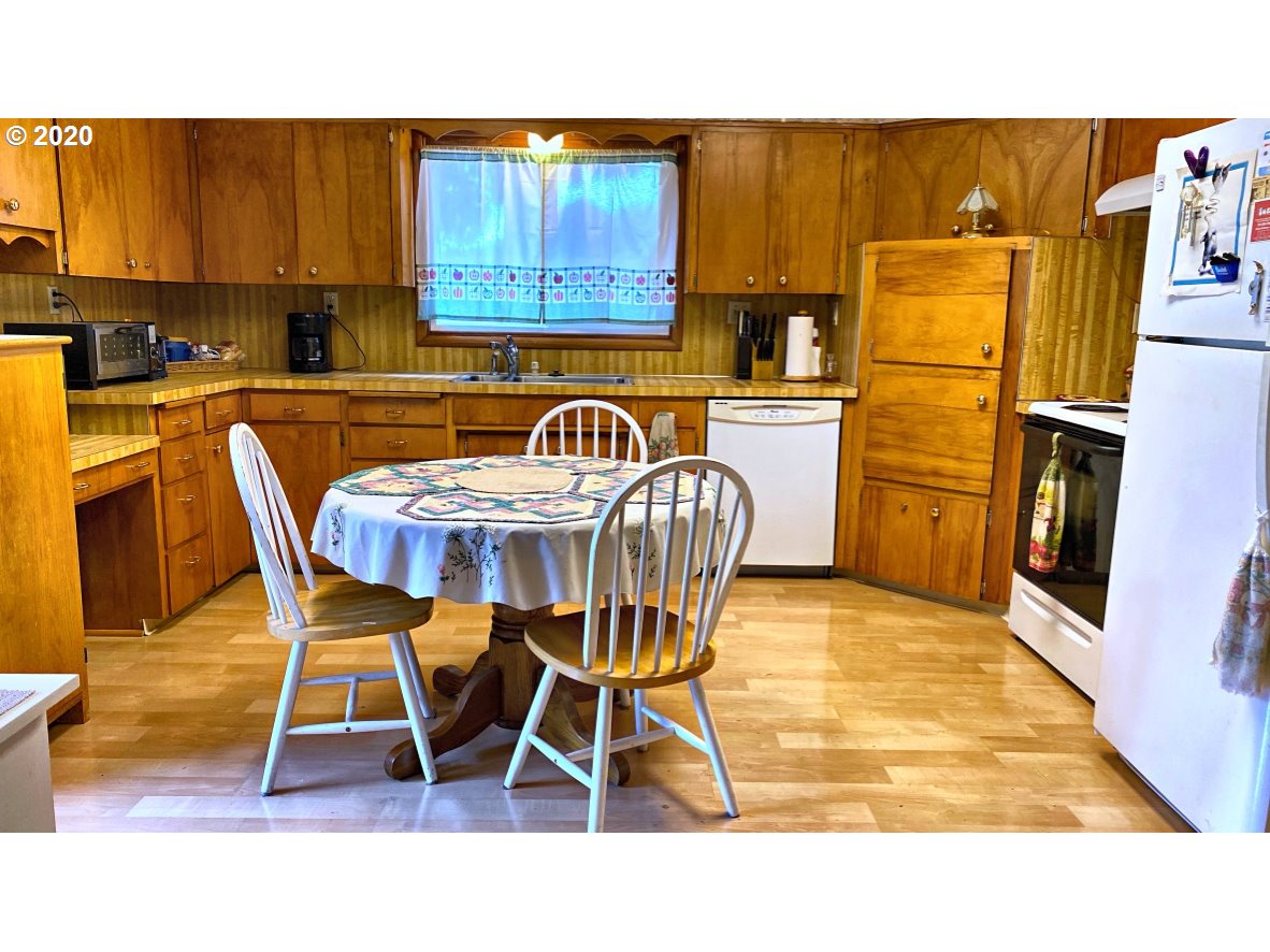 4851 Bailey Road Northeast Keizer, OR 97303 - Photo 10 of 19