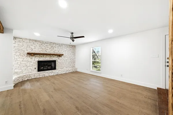 $3,300 | 6202 Laurel Valley Drive, Unit B, Austin, TX 78731
